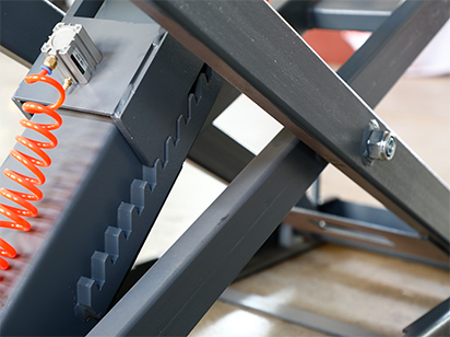 Integrated three-tooth locking structure, whole plate cutting by 10,000-watt laser.