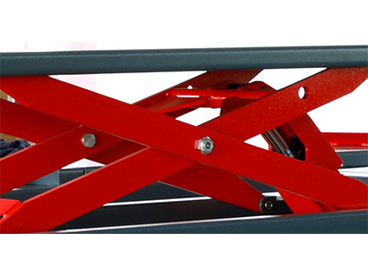 The scissor arms are made of 25mm solid manganese steel, not hollow tubes.