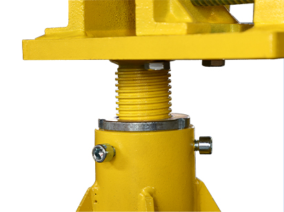 Adjustable vise sleeve eliminates mismatches due to varying vehicle chassis heights.